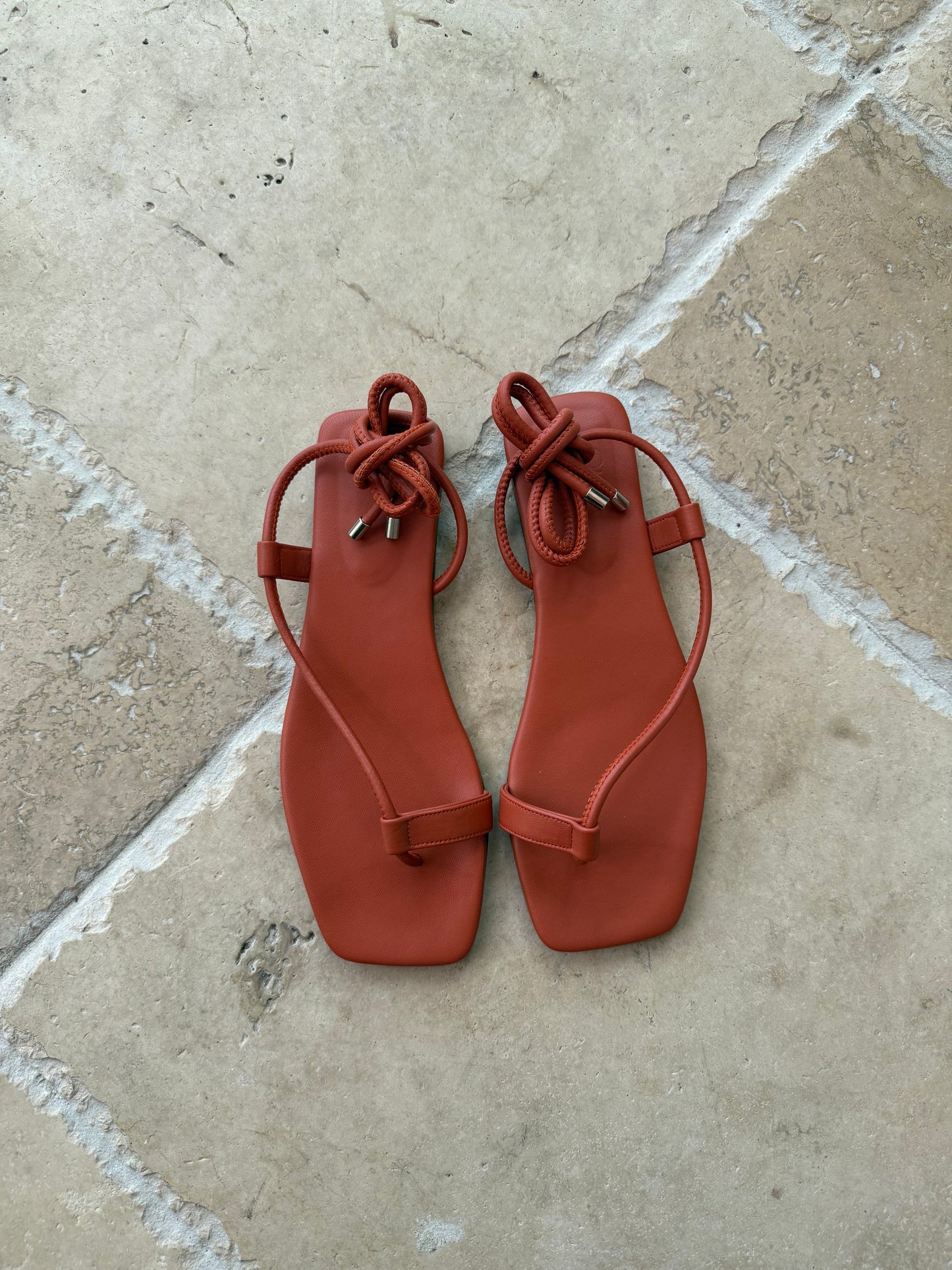 LOQ Elisa Sandal