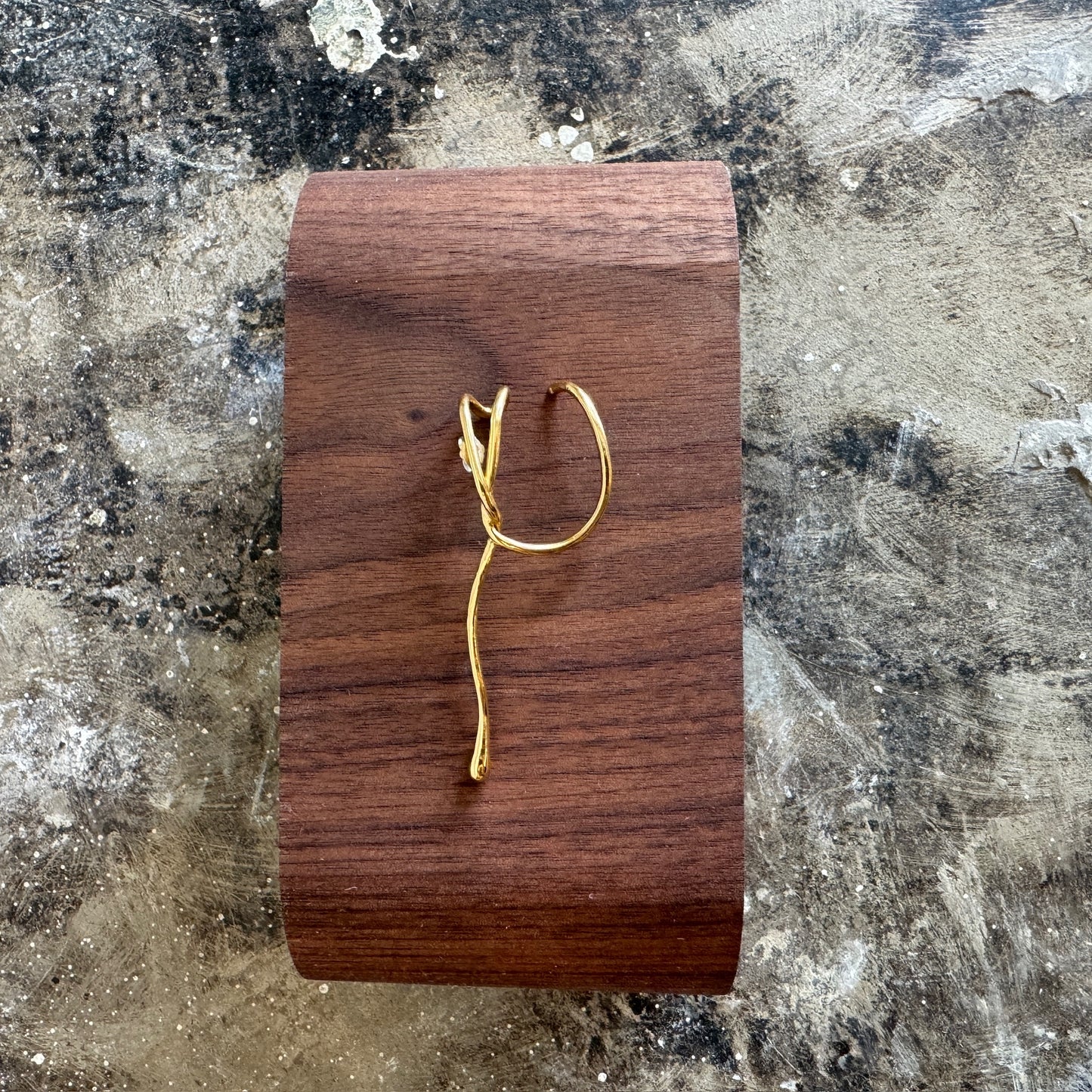 Laura Estrada Cambria Ear Cuff