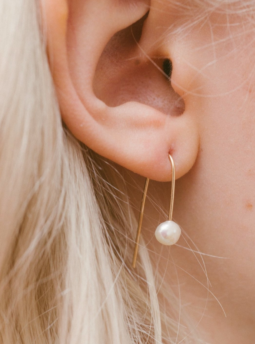 Laura Estrada Lira Threaders Earrings
