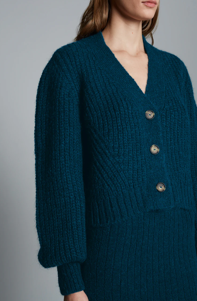 Eleven Six Sara Cardi