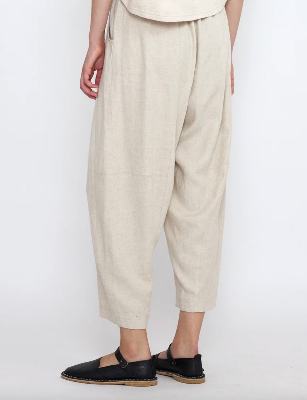 7115 by Szeki Barrel Leg Trouser