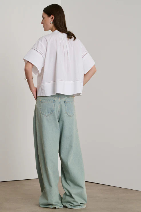 Soeur Dara Top
