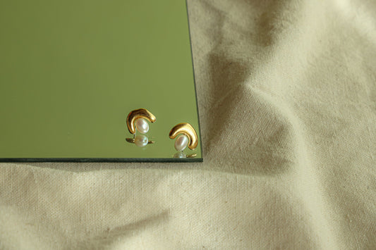 Laura Estrada Arca Earrings