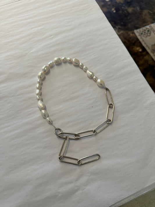 Leili Kasraie Pearl Toggle Collar