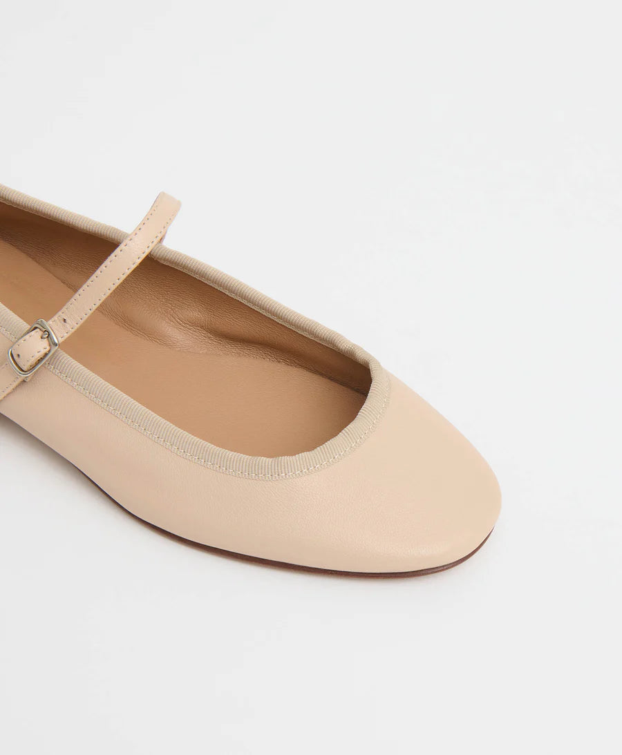 Mansur Gavriel Dance Mary Jane