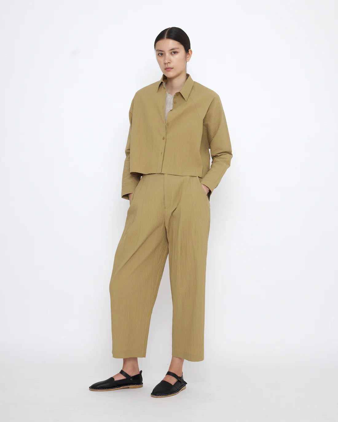 7115 by Szeki Signature 3/4 Cropped Shirt Jacket