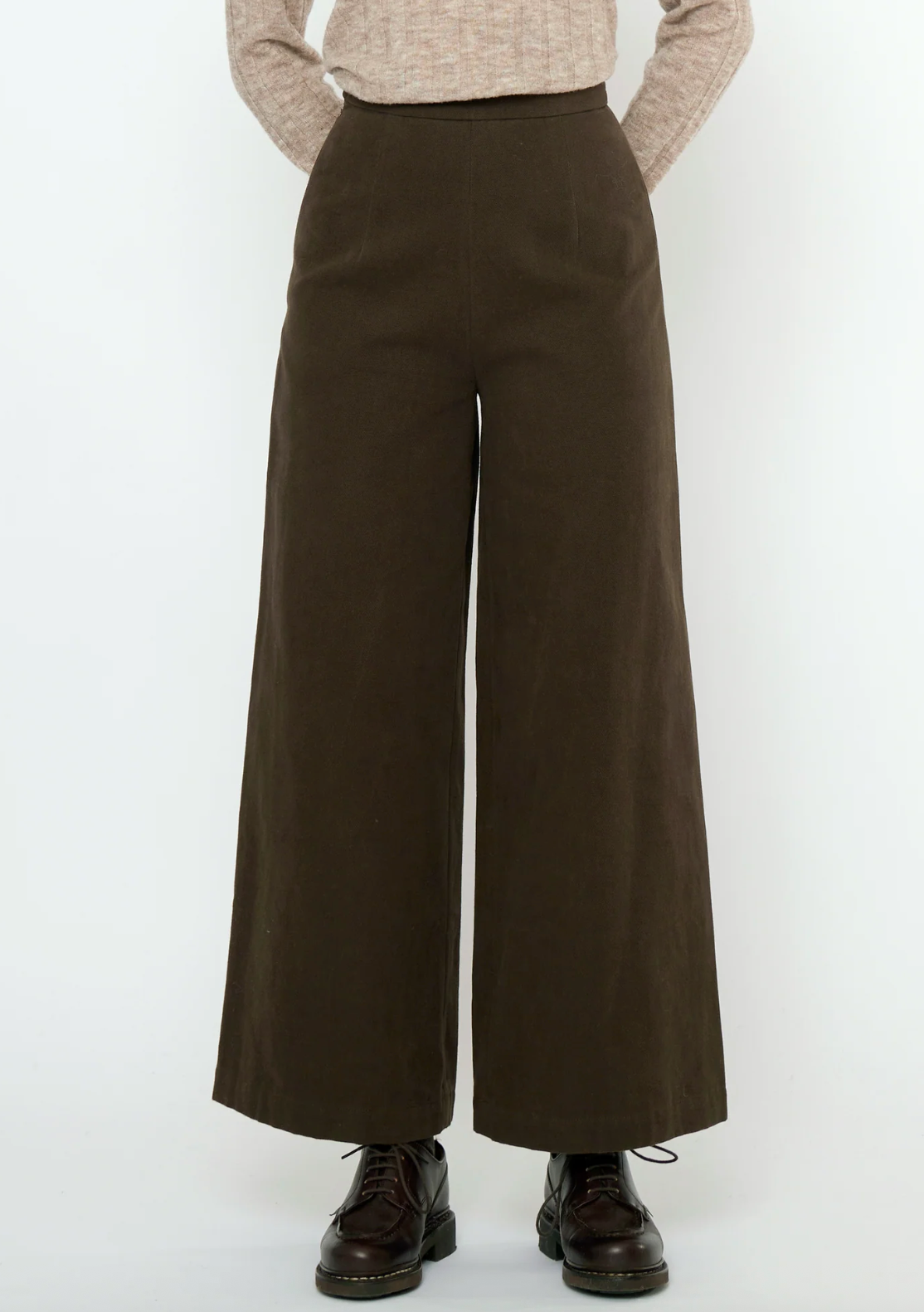 7115 by Szeki Signature Wide-Legged Trouser