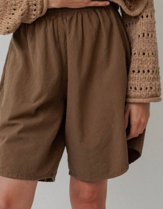 Wol Hide long shorts
