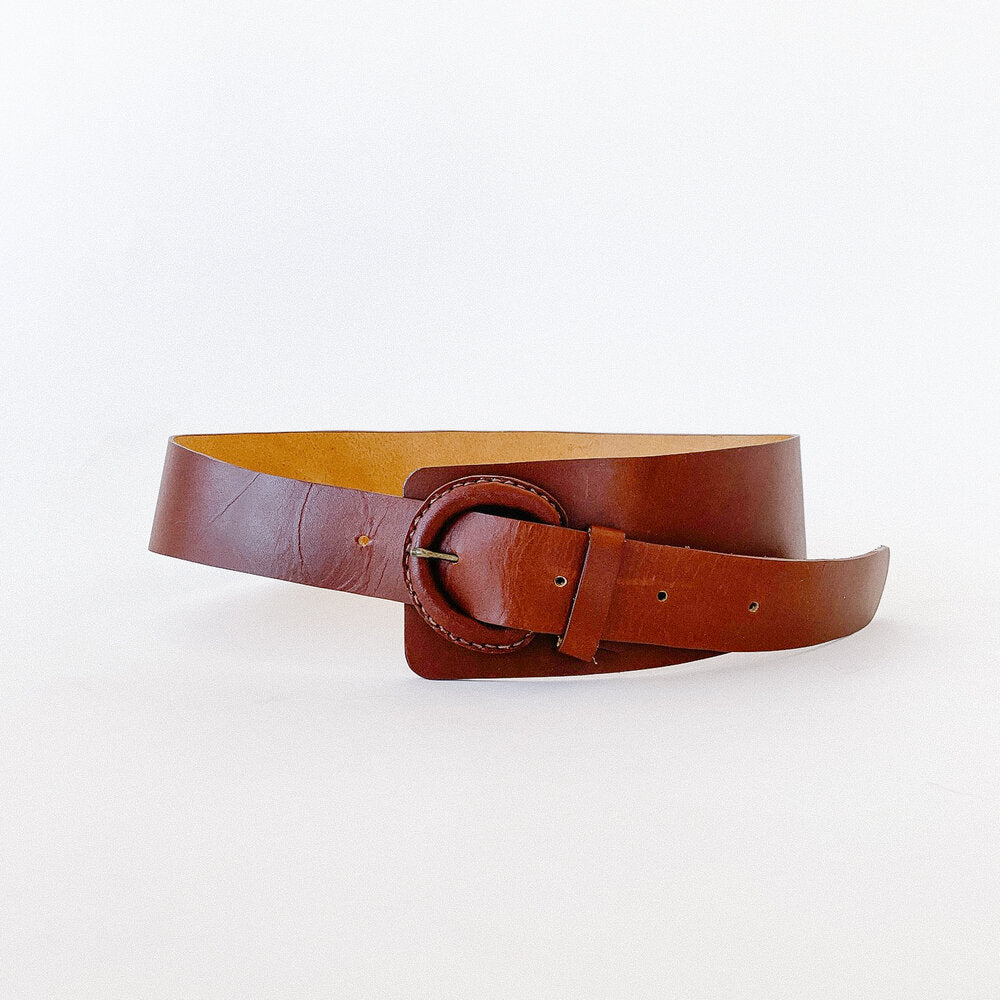 Crescioni Georgia Wide Belt in Saddle Brown Leather. Shop Megan Huntz, made in Atlanta ethically and sustainably, by slow fashion designer Megan Huntz. 